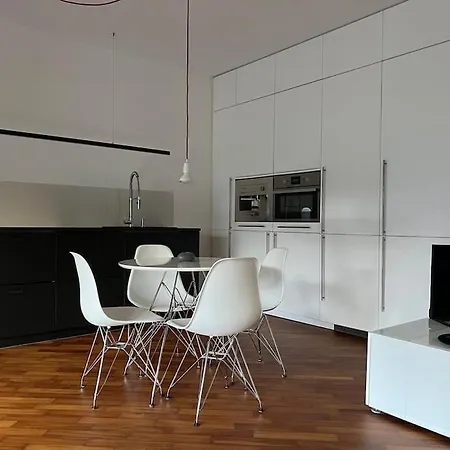 Apartamento Interno 1 - Elegante Mini Affacciato Sul Údine